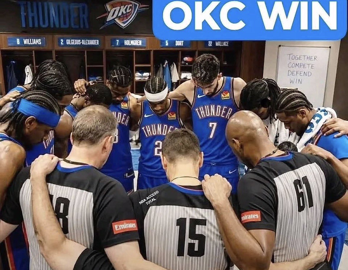 Clement7635's tweet photo. @okcthunder @DevonEnergy https://t.co/YwDfzZfglf