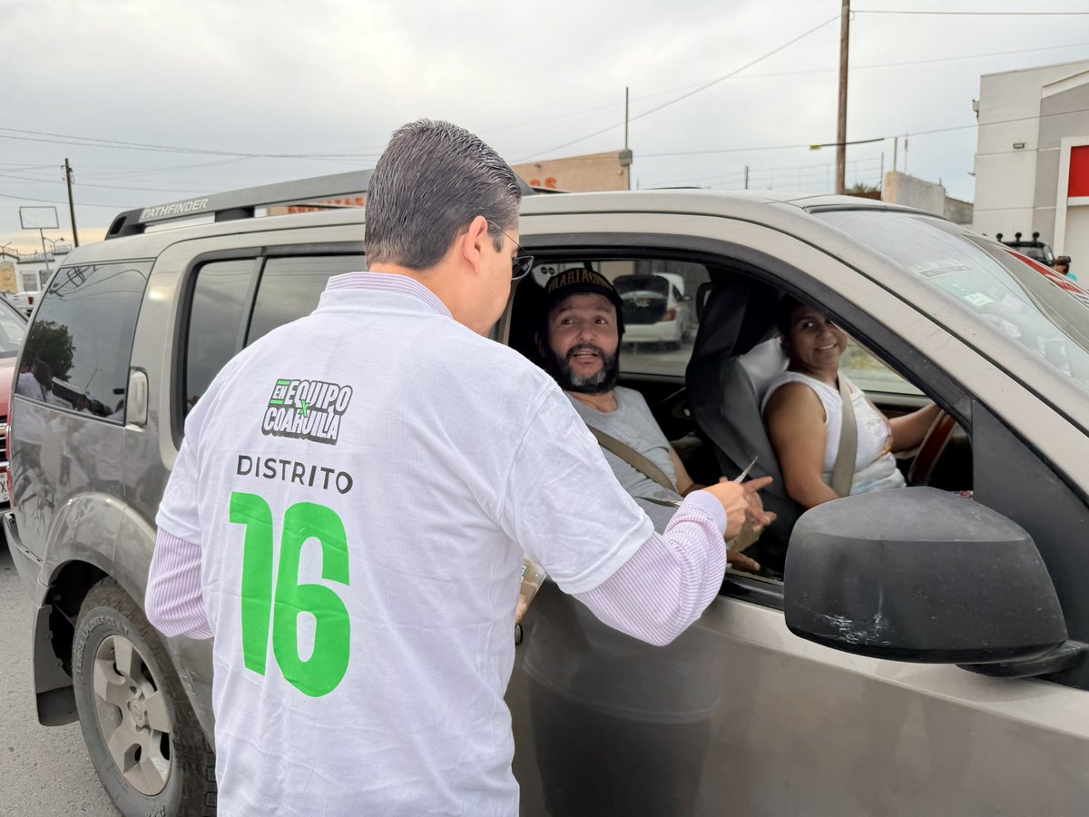 julio_long11's tweet photo. En #Saltillo seguimos con todo el ánimo apoyando a nuestro amigo Álvaro Moreira candidato a Diputado Local del Distrito 16 por la #AlianzaCiudadana #PorLaSeguridad 

📍Crucero prolongación urdiñola 

VOTA #PRI este 7 de junio 🟢⚪️🔴 https://t.co/I6Un7aQmpP