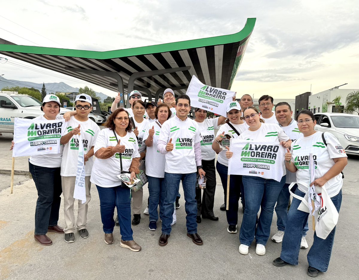 julio_long11's tweet photo. En #Saltillo seguimos con todo el ánimo apoyando a nuestro amigo Álvaro Moreira candidato a Diputado Local del Distrito 16 por la #AlianzaCiudadana #PorLaSeguridad 

📍Crucero prolongación urdiñola 

VOTA #PRI este 7 de junio 🟢⚪️🔴 https://t.co/I6Un7aQmpP