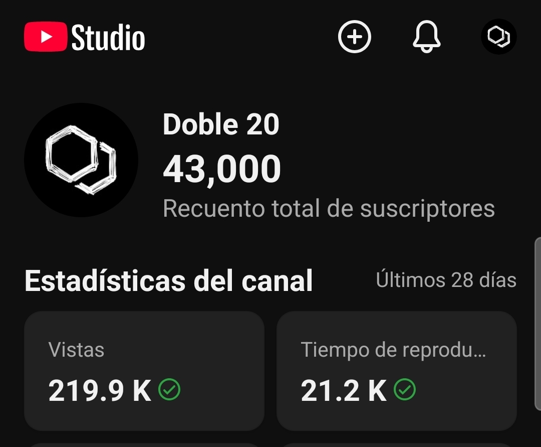 manueljsolisj's tweet photo. Esta noche Doble 20 llegó a los 43 mil suscriptores.
Este canal ha sido una experiencia genial, que me ha traído grandes amigos y mucho aprendizaje. Les quiero mandar un abrazo y agradecerles por su apoyo. https://t.co/TtbvRZCiQo