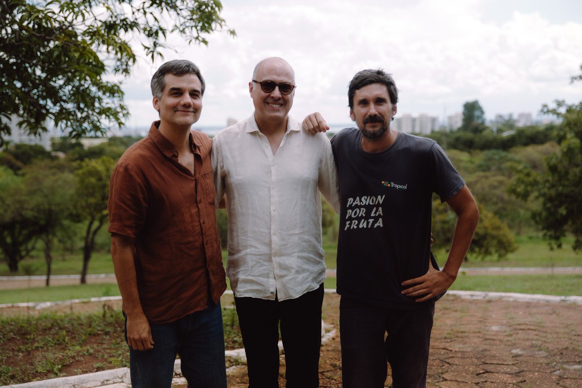 insteasy's tweet photo. As filmagens de “O Aroma da Pitanga”, de Lisandro Alonso, com o indicado ao Oscar Wagner Moura, foram concluídas.

O longa é baseado no filme “Gosto de Cereja”, de Abbas Kiarostami, que venceu a Palma de Ouro 1997.

No momento, o filme está em pós-produção. 

#FestivaldeCannes https://t.co/KiXxgDLrQT