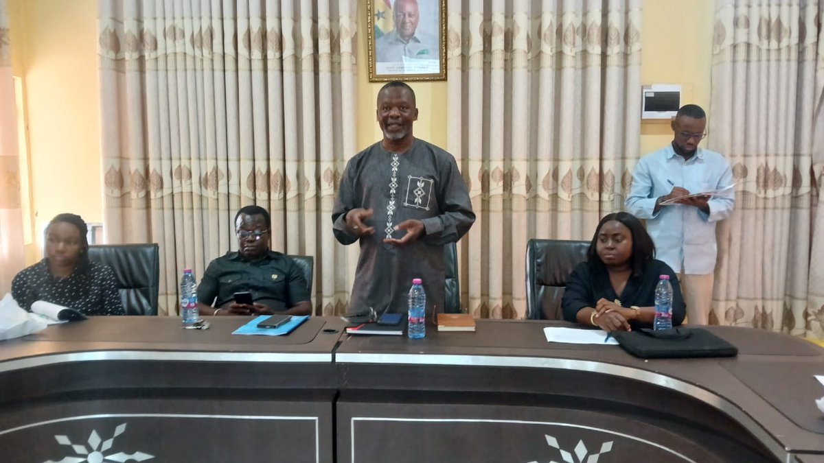 bonorcc's tweet photo. Bono RCC organized a training workshop for newly recruited Client Service Officers in the Region to strengthen knowledge in Decentralization, and effective client service delivery. Participants also received certificates after the training. 
#BonoRegion #ClientService https://t.co/bg7HO8fvWJ