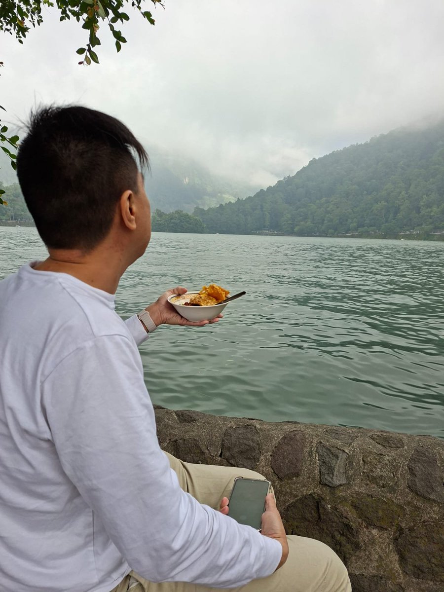 InfinityWin8's tweet photo. Sarapan with view 😍 https://t.co/afQBV4M8K6