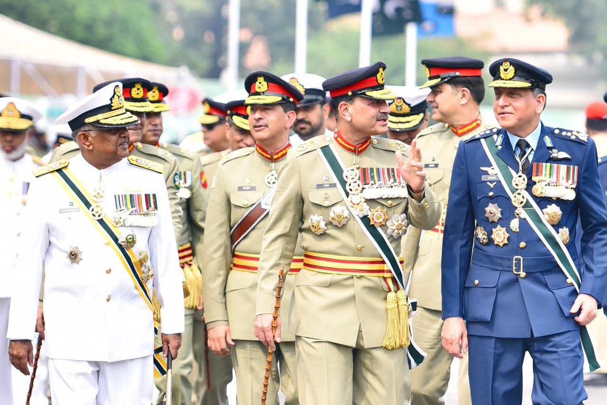 Pakistan's Military Leaders Extend Eid-ul-Azha Greetings, Emphasizing Unity, Sacrifice, and National Security