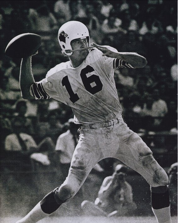 BigRed_STL's tweet photo. Heavenly birthday to former Big Red QB and @kmov sports anchor Tim Van Galder.

TVG would have turned 82 today. 

#BigRed1970s
#TVG 
#RIP https://t.co/sevP8swHfg