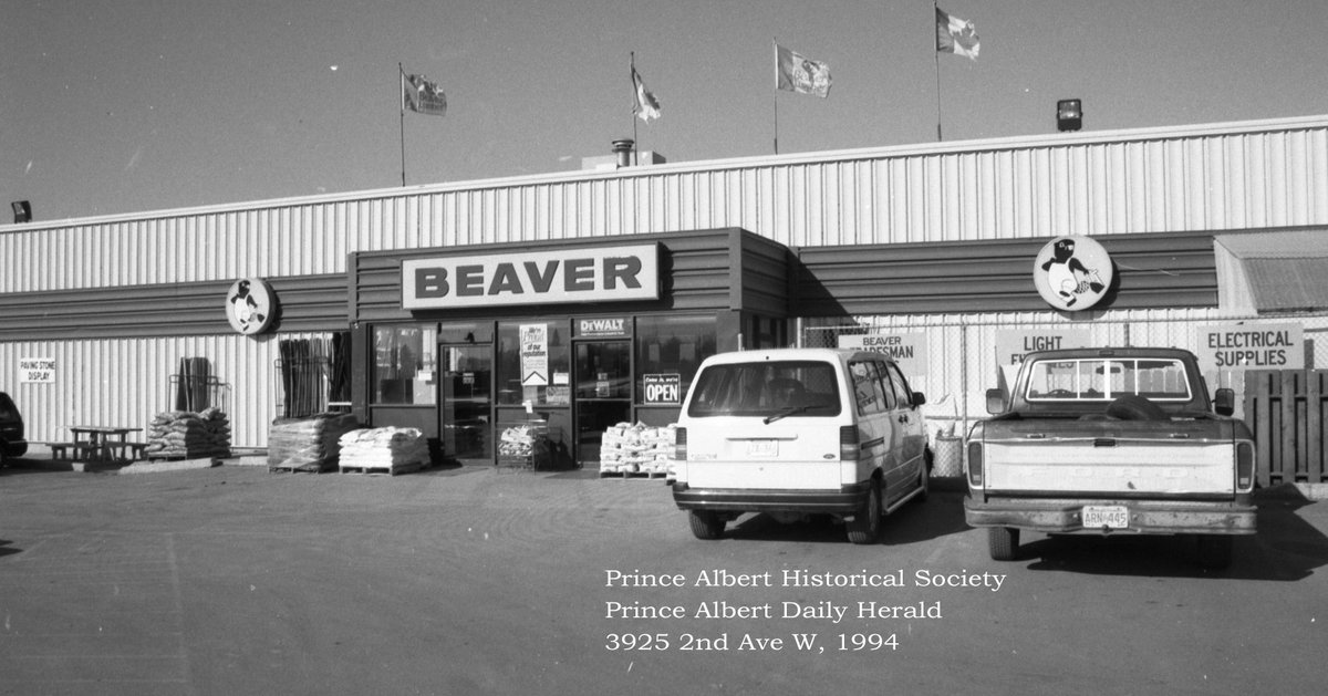 oldcanadaseries's tweet photo. A Beaver Lumber in Prince Albert, Saskatchewan in 1994. Did you shop at Beaver? credit: Prince Albert Daily Herald / Prince Albert Historical Society 🇨🇦 https://t.co/zAOOUUeBDT