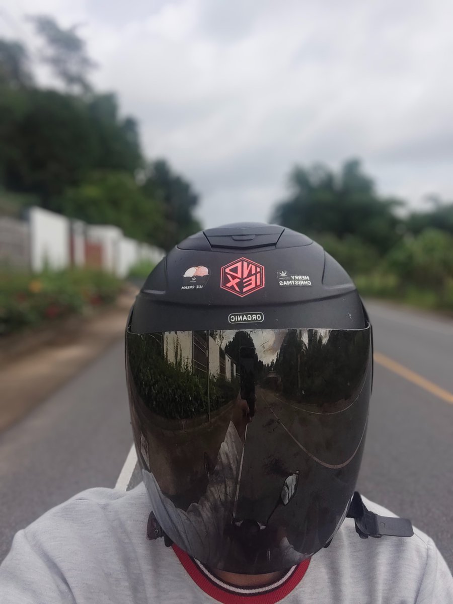 Pathiphat14_'s tweet photo. วันว่างๆไปไหนกันดีจั๊ฟ #กระบี่ #ในเมือง https://t.co/WqawIqFlAs