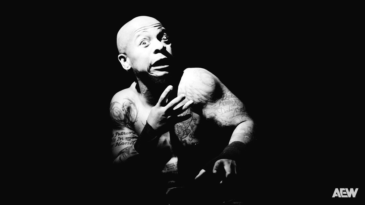 Lio Rush 🖤 tweet media