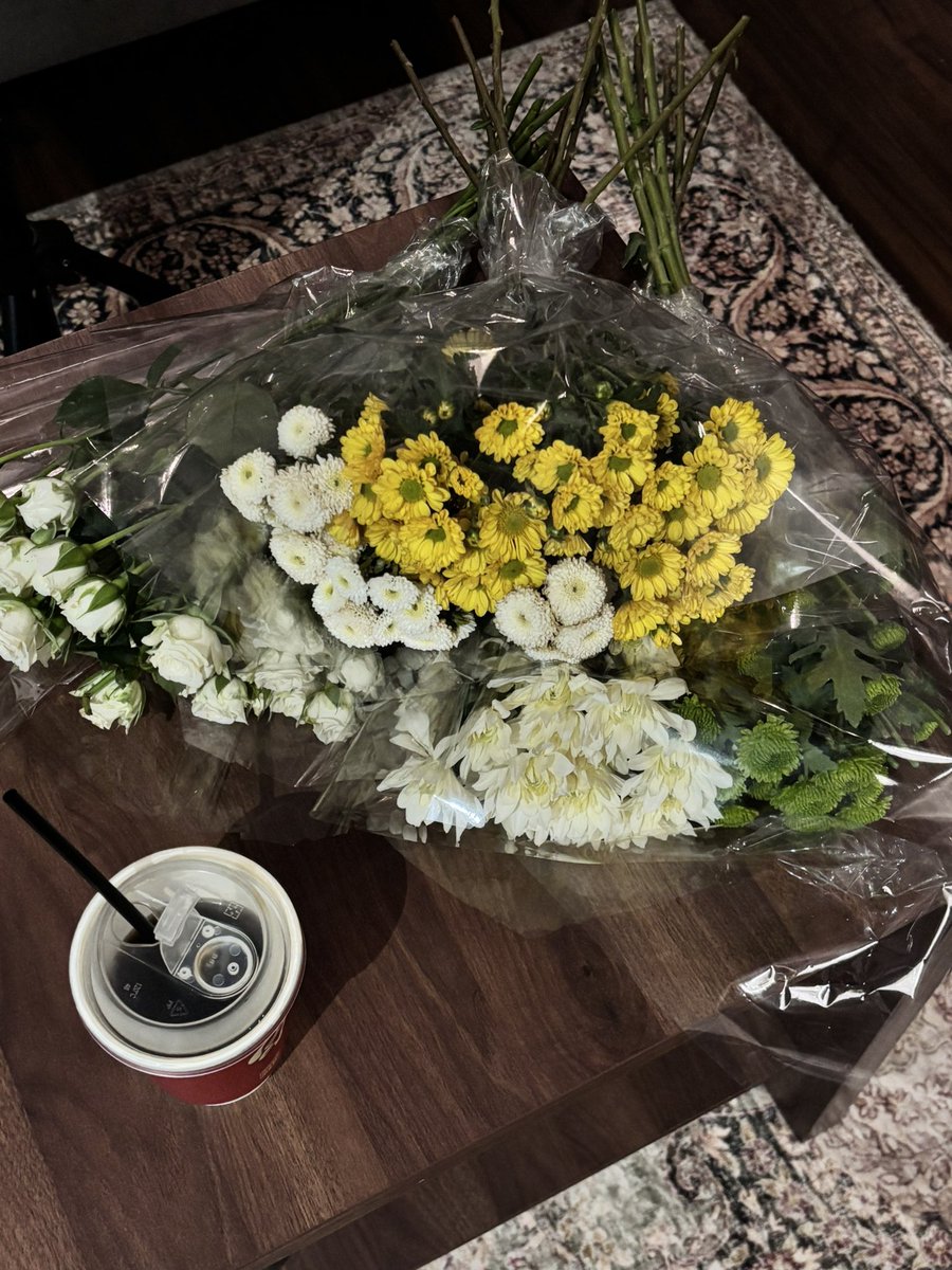 error1i1's tweet photo. كل عام وانتم بخير 💛 https://t.co/vBp87EhxFn