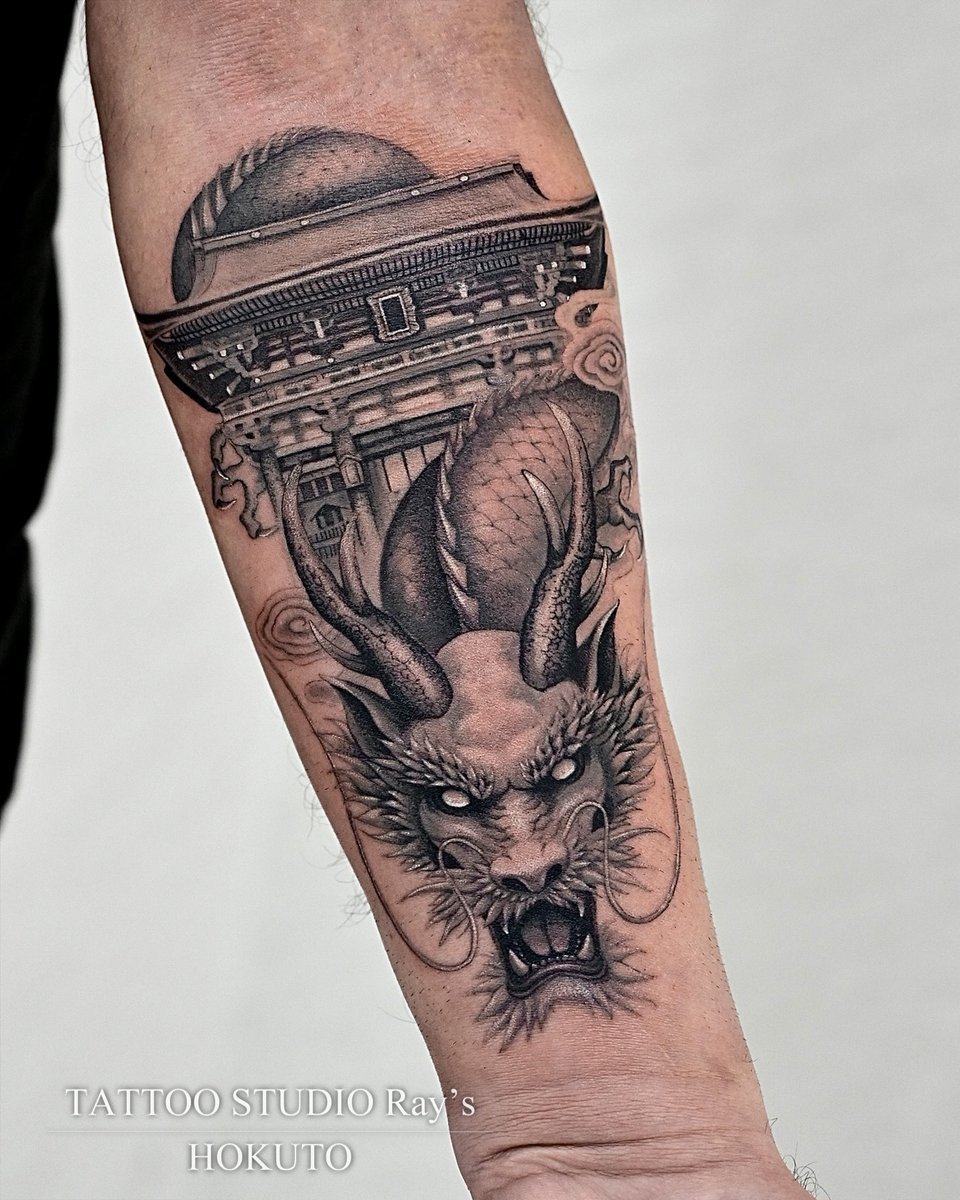 rays_co's tweet photo. l◤ New ◢l

『龍 &amp; 社殿』

Tattooed by HOKUTO（Kyoto Studio）

▷ オフィシャルページ・ご予約
https://t.co/UyV7j0i1JI https://t.co/1aroa6ACXk