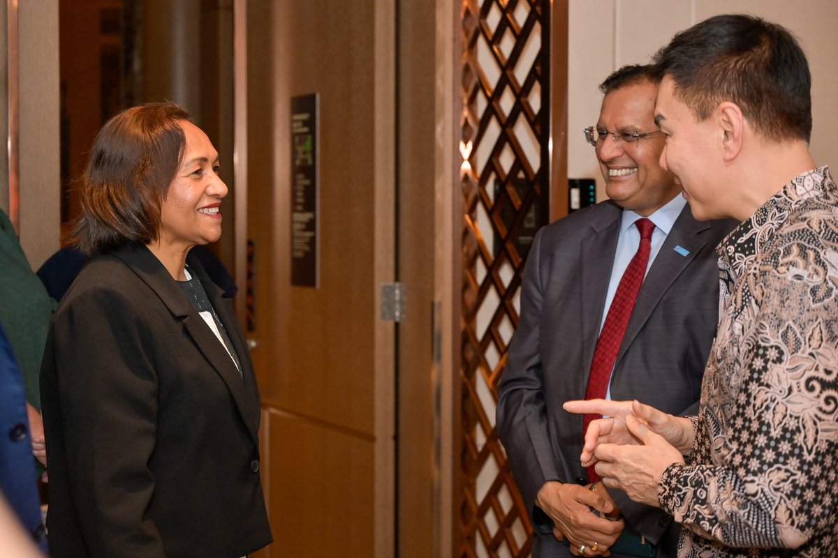 WHOTLS's tweet photo. (1/2) At a Philanthropy Asia Alliance roundtable in Timor-Leste, WHO, government, and partners discussed how stronger partnerships and shared investment can advance health and education priorities. https://t.co/Hdl7o6pGOt