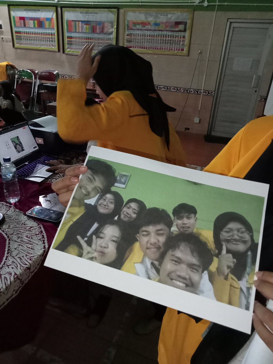 hiis0ull's tweet photo. me to printilan 5 ekor yang ak anak anakan https://t.co/4ZfIebyPCV