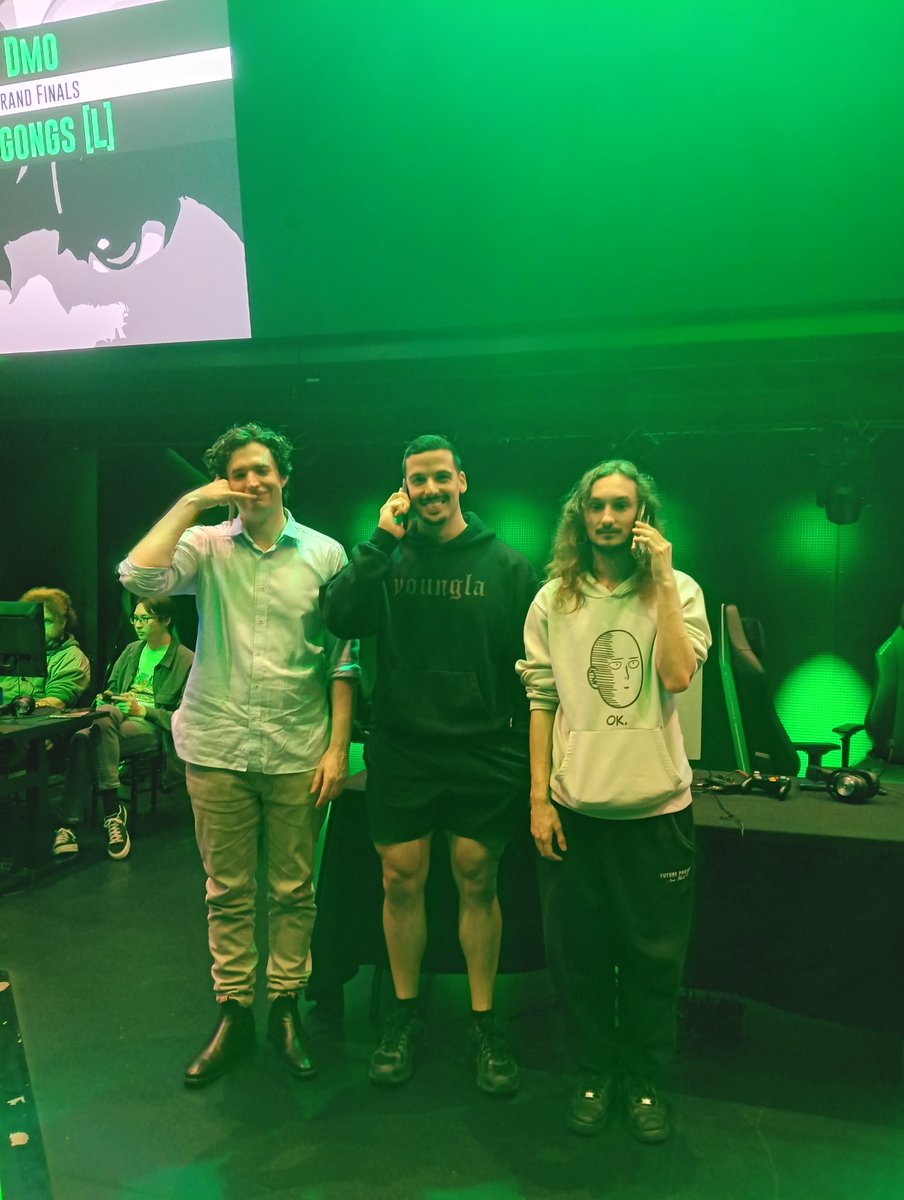 sydneysmash's tweet photo. Congratulations to the top 8 of Offstage 154
1st: @dmo_SSBU 
2nd: @Mr_Dugongs 
3rd: @Shirolebgdlarue 
4th: @Ryan_E65 
5th: @brazil_JO21H and @Coleman_Ow 
7th: @Violet_SSB and @amroau https://t.co/yVvsgvHtDg