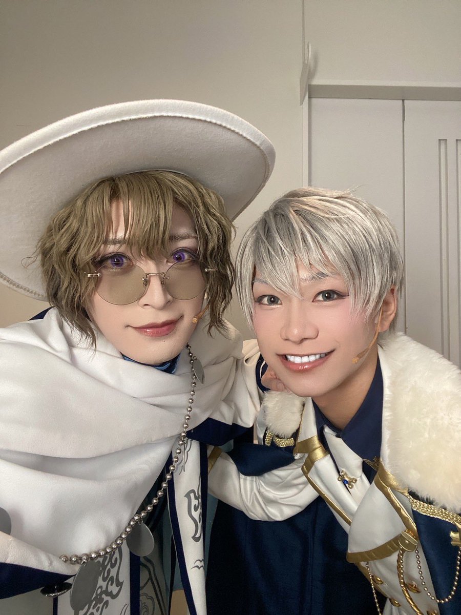 nattu515's tweet photo. 舞台『魔法使いの約束』
きみに花を、空に魔法を　後編
本日もご来場ありがとうございました！
明日もお待ちしています！
とある2人のシーンがめちゃめちゃお気に入り！1章を思い出します。
一緒に居て最高に心強いです！矢田さん！
#まほステ https://t.co/Sz9vzGt6ji