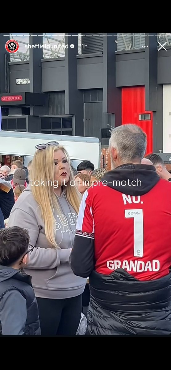 muir_russel's tweet photo. Blades what’s the crack with the music food etc before the games? do you need to pay to get in?
#twitterblades #sheffutd https://t.co/sq1Vh7eYfn
