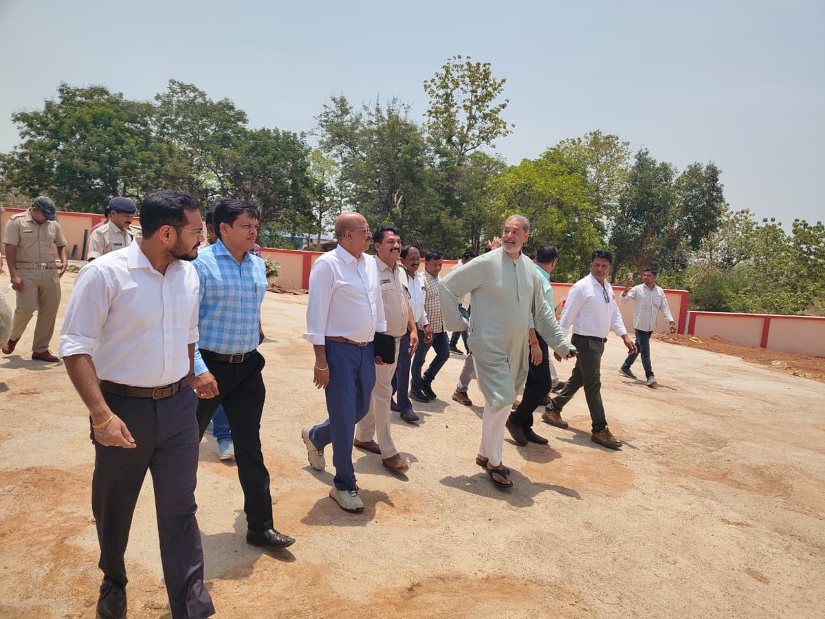 Collector & DM, Balangir tweet media
