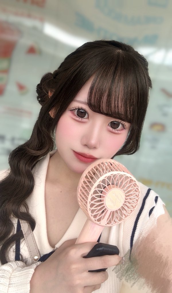 ૮ らら ა tweet media