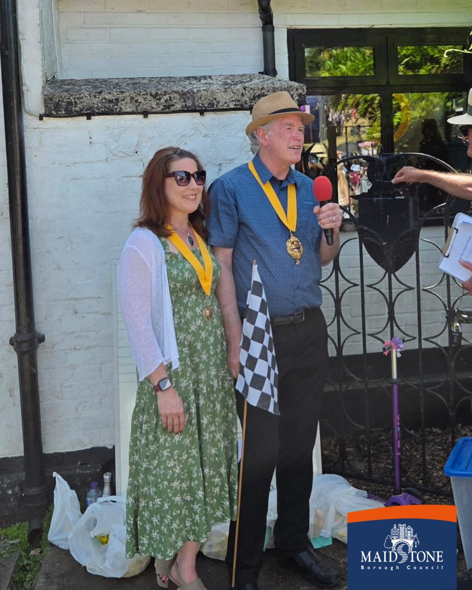 maidstonebc's tweet photo. What you have to do as Mayor is just quackers!

Our new Mayor, Cllr Brian Clark, joined by the Mayoress, officially opened the Loose duck race, a super fun community event with a fantastic turnout along the river. 

Hope you all had a great time! https://t.co/GWeDfUOrTE