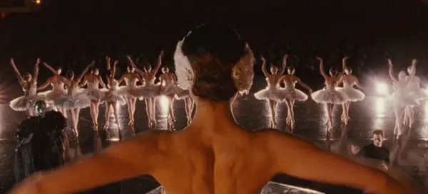 hush_subxx's tweet photo. 자료 찾다가 

영화사에서 가장 아름다운 장면들 129 Of The Most Beautiful Shots In Movie History

이란걸 찾았는데 요즘 공부하는 내용이라 아카이빙겸 같이 보자고 공유합니닷.. 

https://t.co/vgLRpCeqx0

https://t.co/Hr2XY1uUfU https://t.co/RXo4k8kJnv