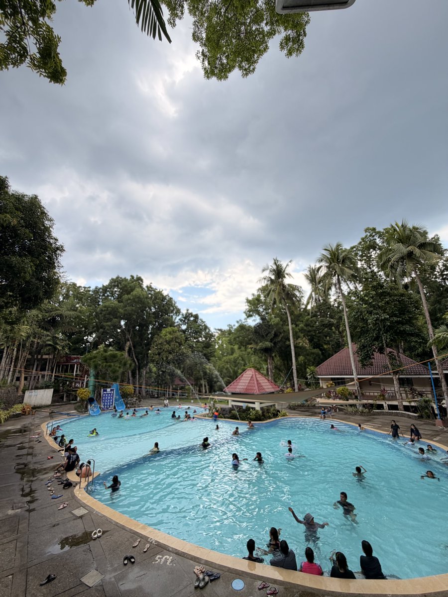 toplesschano's tweet photo. 📍Villa Ana Resort💦 https://t.co/ur15NzaQvl
