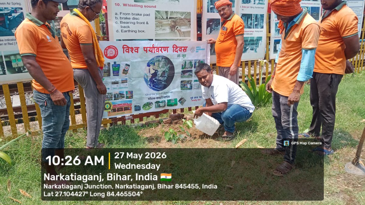 SpjEnhm's tweet photo. Today on date 27.05.2026 Under WED-26  Plantation under " Ek Ped Maa Ke Naam" at  various railway station/colony in SPJ/Div. #MissionLiFE #SwachhBharat #GoGreen https://t.co/uXl5XXw2wn