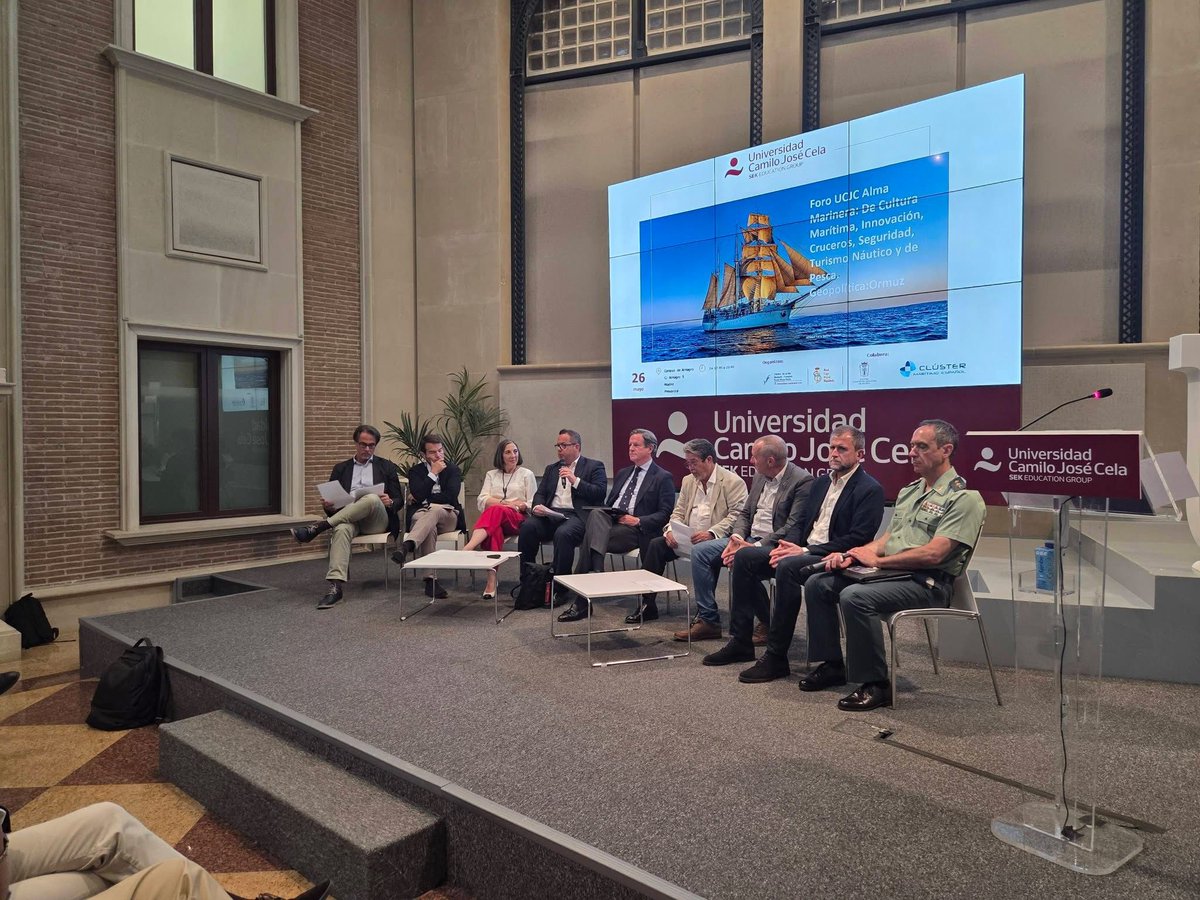 ClusterMaritimo's tweet photo. 💧 El Clúster Marítimo Español participó en el Foro Alma Marinera de la Universidad Camilo José Cela @universidadcjc , un espacio de reflexión y diálogo sobre cultura marítima, innovación, sostenibilidad y Economía Azul. https://t.co/HbwLAmnBvI