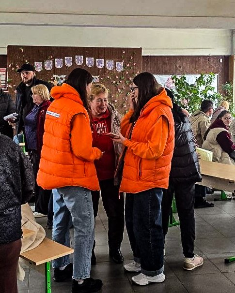 WorldVision_UCR's tweet photo. "In that moment, I felt complete panic and helplessness. I was terrified I’d never see my children again. Thank you for standing by me." These are the words of a mother supported by the Multidisciplinary Mobile Team (MMT) in Kyiv following the devastating attacks on 24 May.

Multidisciplinary Mobile Teams (MMTs), operated by World Vision’s local partner, the @healthrightufph, deployed to the hardest-hit districts. On the ground, coordinators, psychologists, and legal officers are working to provide integrated, life-changing psychosocial support to affected families.

The humanitarian situation in Ukraine remains critical. As communities continue to face the reality of ongoing aerial attacks, World Vision and its partners are permanently on the ground, delivering essential protection and aid where it is needed most.

"Some survivors simply needed basic human contact – an opportunity to be safely heard by a professional who cares," explains the UFPH Mobile Team Coordinator.

This vital psychosocial and protection work is made possible through the generous support of the @StateDept, the Ukraine Response Consortium, and @actedukraine.

Photos by @healthrightufph.

#WorldVision #WorldVisionUkraine #UkraineResponseConsortium #ActedUkraine #HumanitarianAid #PsychosocialSupport #MentalHealthSupport #Kyiv #EmergencyResponse #HumanitarianStandards
