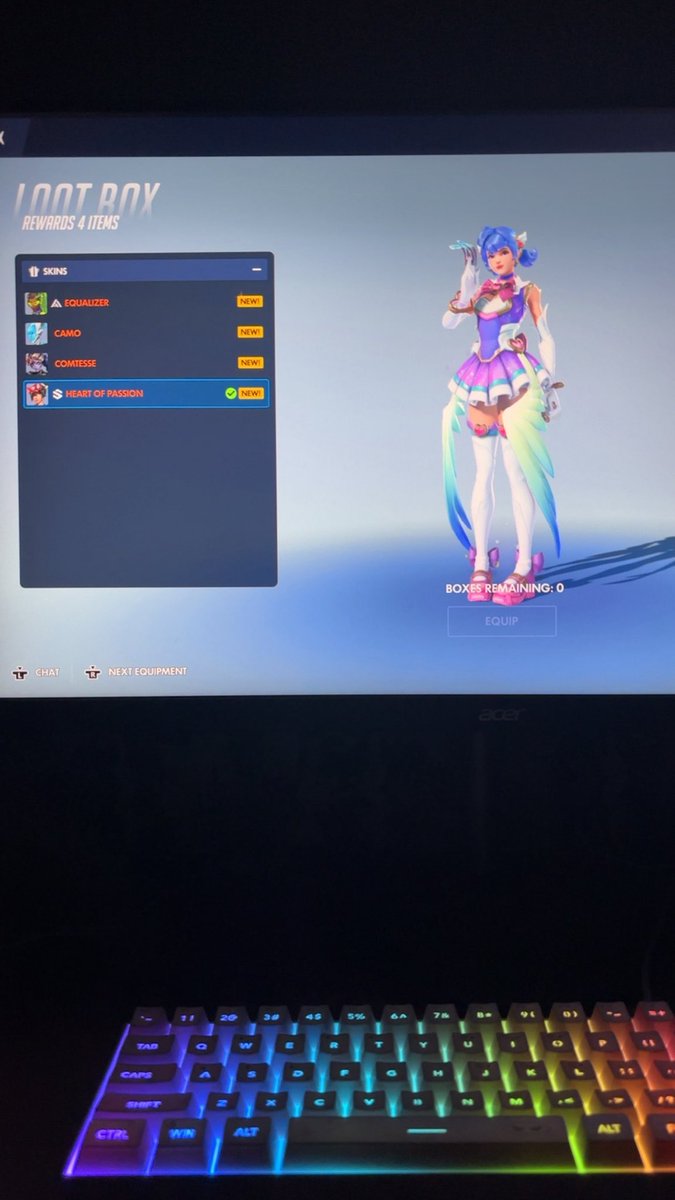 oversenstve's tweet photo. My alts get good lootbox luck but my main gets thrall zenyatta and some trash https://t.co/Rfjls6LhiP
