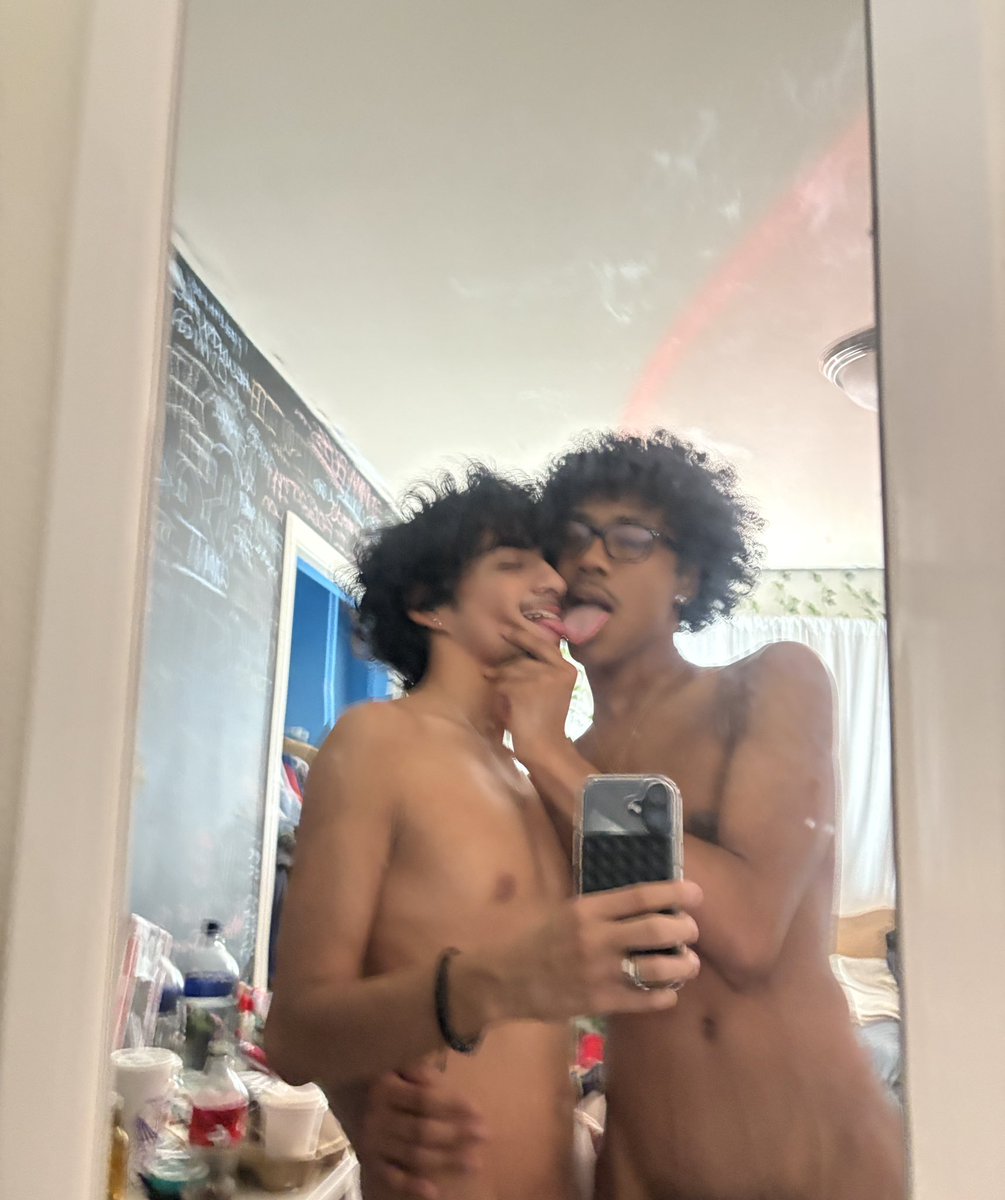 tndflix's tweet photo. more content coming soon￼😋 #rt #gay #wataa https://t.co/Cwk1EIO5Mb