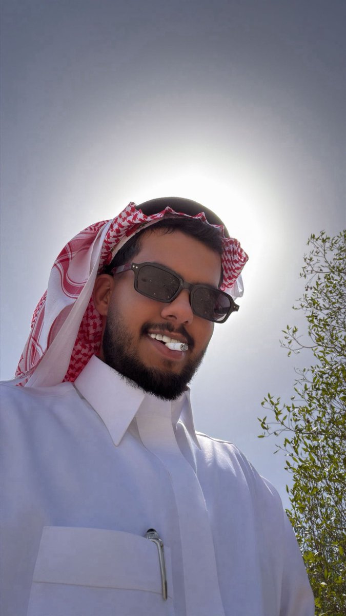 Ev9181's tweet photo. كل عام وانتم بخير ☝️ https://t.co/9KFhDaBnD0
