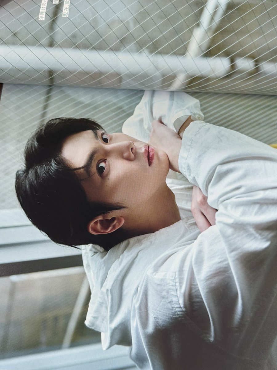 aqulover's tweet photo. 雜誌已收到~
帥帥~

#楊宇騰YU
#awesome https://t.co/EMAPP0CDtN