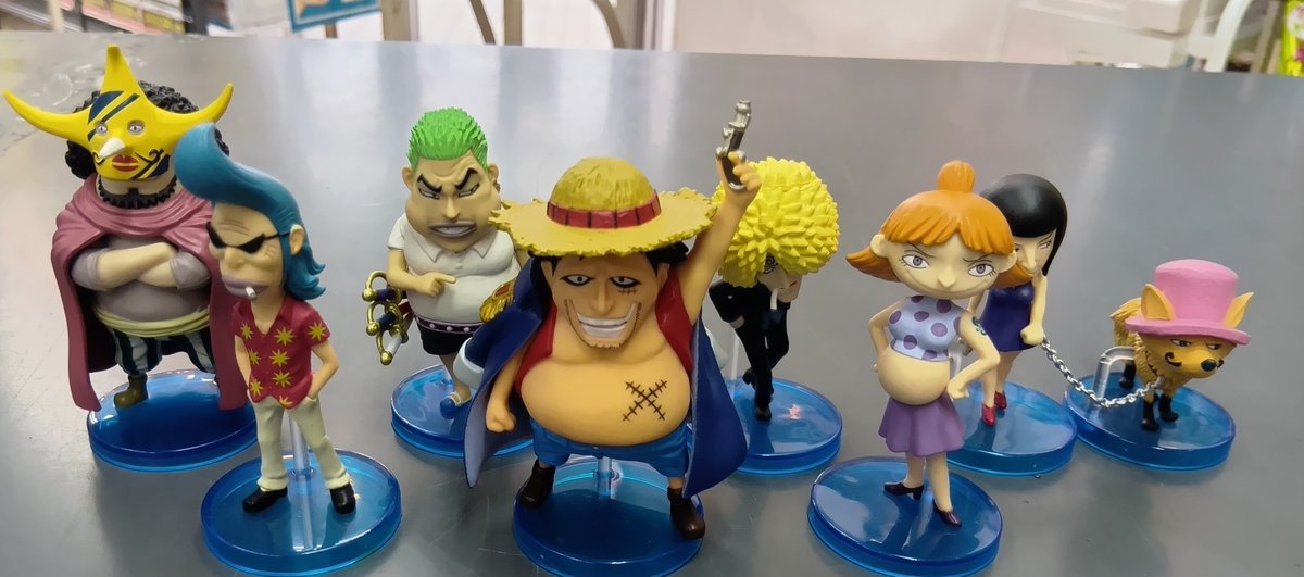ワンピース　ワールドコレクタブル　偽麦わらの一味　ワーコレ　おまけ付き ワーコレ「偽麦わらの一味」8体セットを買取しました🔥 デマロ