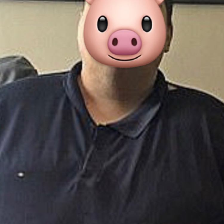 paidgreg324's tweet photo. This my super chubby work old man I told him let’s be friends and get a drink at my house so I told him I want some head and ass https://t.co/uj6PpD7KcV