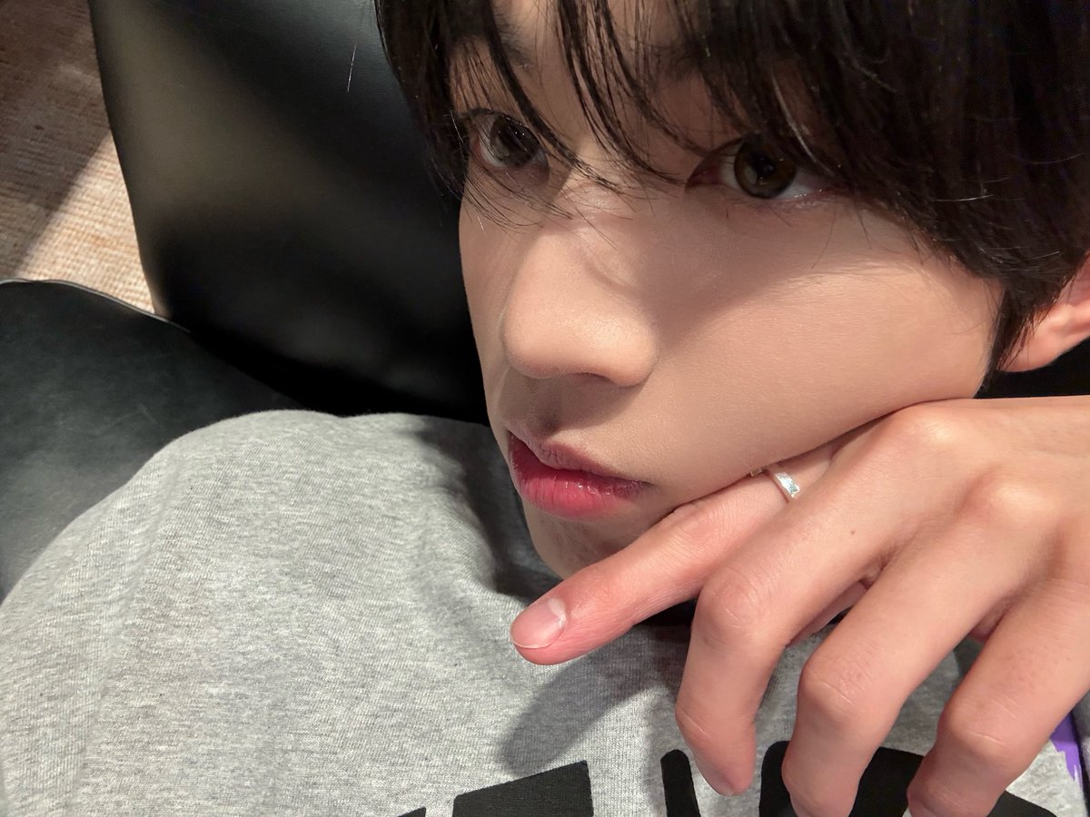 뚀룽 tweet media