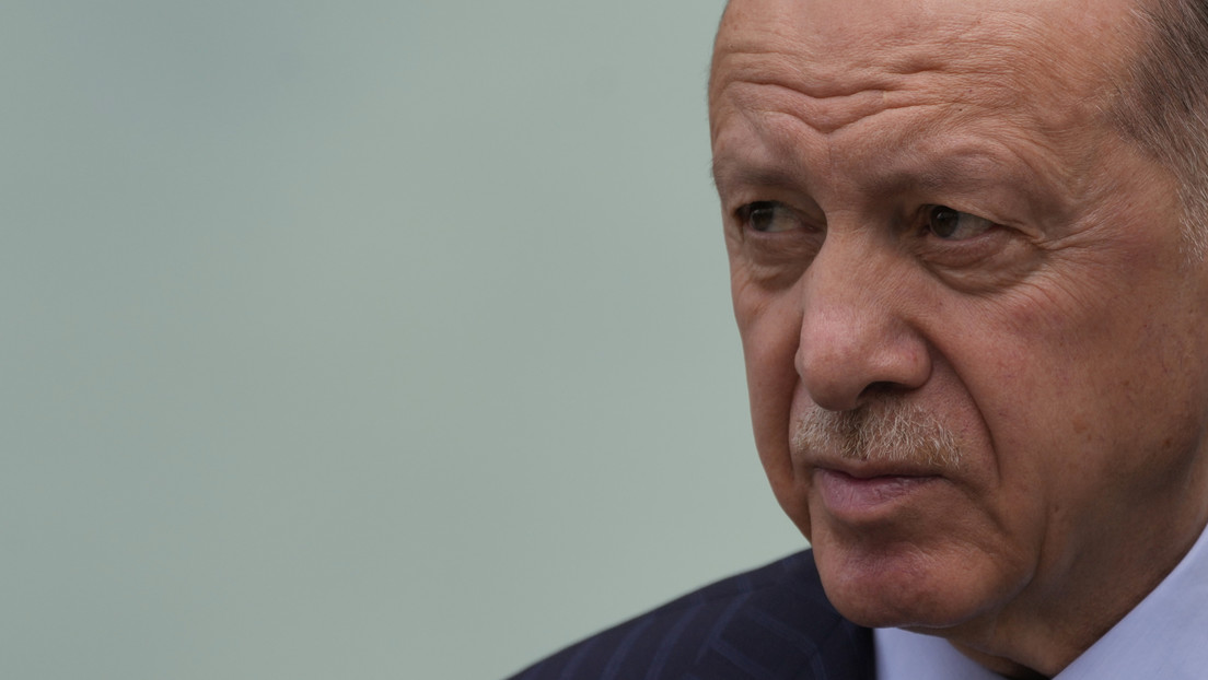 ActualidadRT's tweet photo. 💬"Si Dios quiere, el tirano de Netanyahu recibirá una lección ante los musulmanes del mundo" - Erdogan 🇹🇷https://t.co/6TxNYzsmzl https://t.co/uXWbPJsRDP