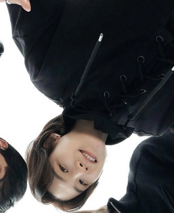 _ayo_suga_'s tweet photo. 牛乳に浸したオレオみたいに甘いシュガだな https://t.co/x6Eak792Ix
