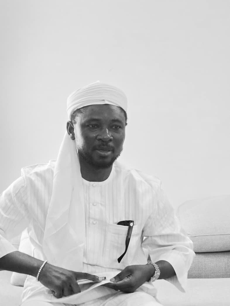 Omojuwa's tweet photo. Barka da Sallah to my Muslim brothers and sisters across Nigeria and around the world. May the spirit of sacrifice that defines this day bring peace to your homes and clarity to our countries. Eid Mubarak. https://t.co/PM3JSEITKc