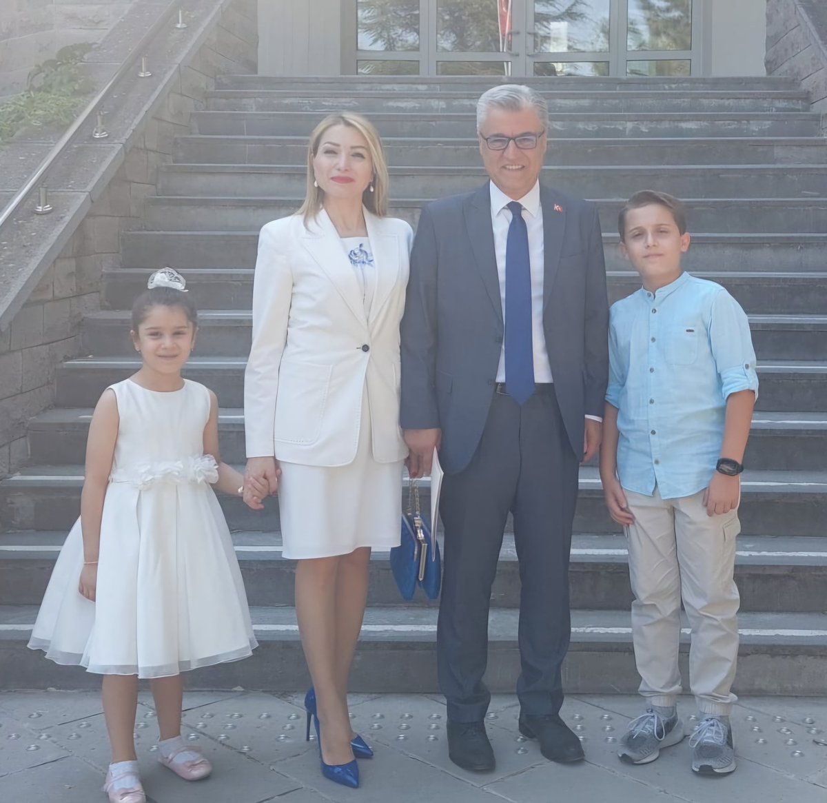 N_ozarslan's tweet photo. #KurbanBayramı; ecdadımızın vakur irfanını,Anadolu’nun bereketli kültürünü ve İslam’ın rahmet iklimini gönüllerimize nakşetsin.

Sofralarımız Yesevi’nin hikmetiyle,Yunus'un sevgisiyle,Gökalp'in fikriyatının zarafetiyle birleşip birlik ve dirliğimizi daim kılsın.
@bbbozarslan https://t.co/87wxJoQ2yv