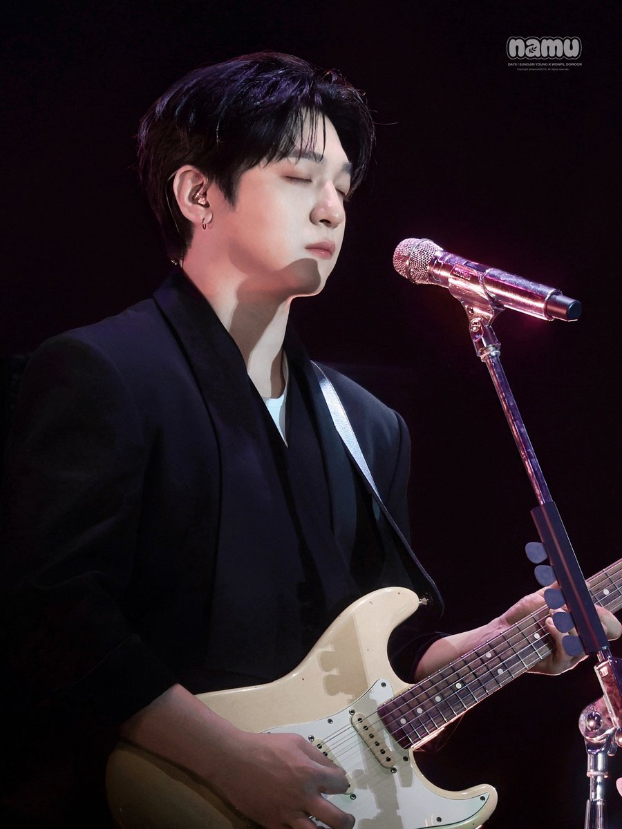 namumdO116's tweet photo. 260321 The Decade in 대전 

#DAY6 #SUNGJIN #성진 #데이식스 https://t.co/qM2GoYkAPN