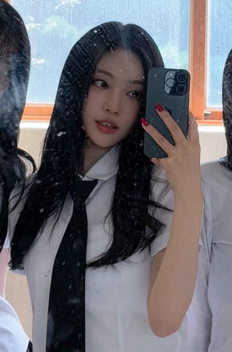 183_ars's tweet photo. High School Eras
- 
Hyunjin Ningning Few AU https://t.co/5hvKr4C9P8
