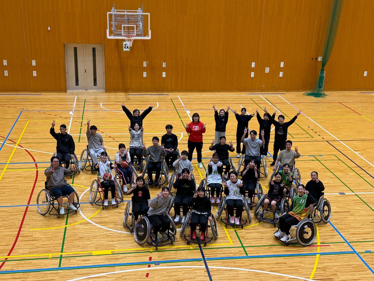 nuhw_hs's tweet photo. 【アダプテッドスポーツ体験会♿️🏀】少し前になりますが、#健康スポーツ学科 重藤研究室が「#車いすバスケットボール 体験会」を開催‼️

Green Diaの皆様ありがとうございました🙇‍♀️

アダプテッドスポーツの体験は #健スポ 重藤誠市郎先生までぜひお気軽にお問い合わせください✉️

#新潟医療福祉大学 https://t.co/brOPULN2lK