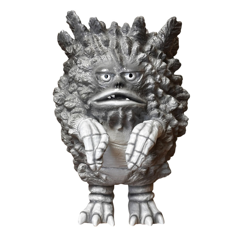 arktz_DBA's tweet photo. 「ウルトラQ」の放送当時を彷彿させるモノクロ映像風のカラーリングが登場！  

ドリームロケット 
空想世界のお友だちシリーズ 
ガラモン（モノクロ） 
https://t.co/IAPxvRR9yX 

税込13,200円  

#円谷プロ https://t.co/i9yHox4Dlv