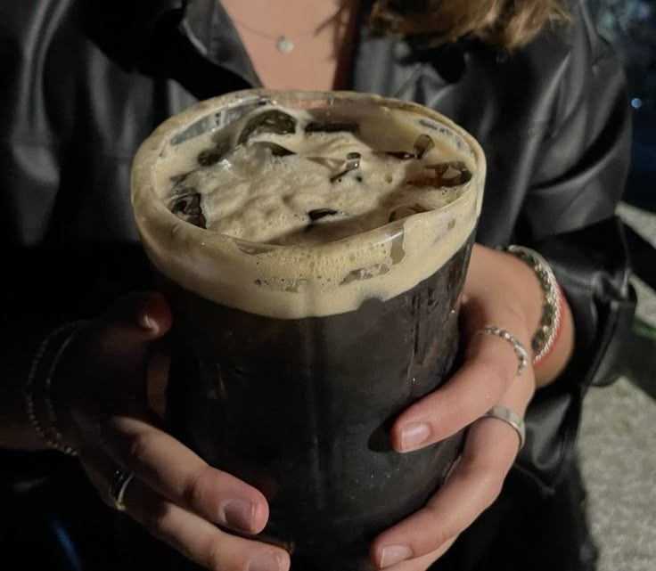 Amor al Fernet tweet media