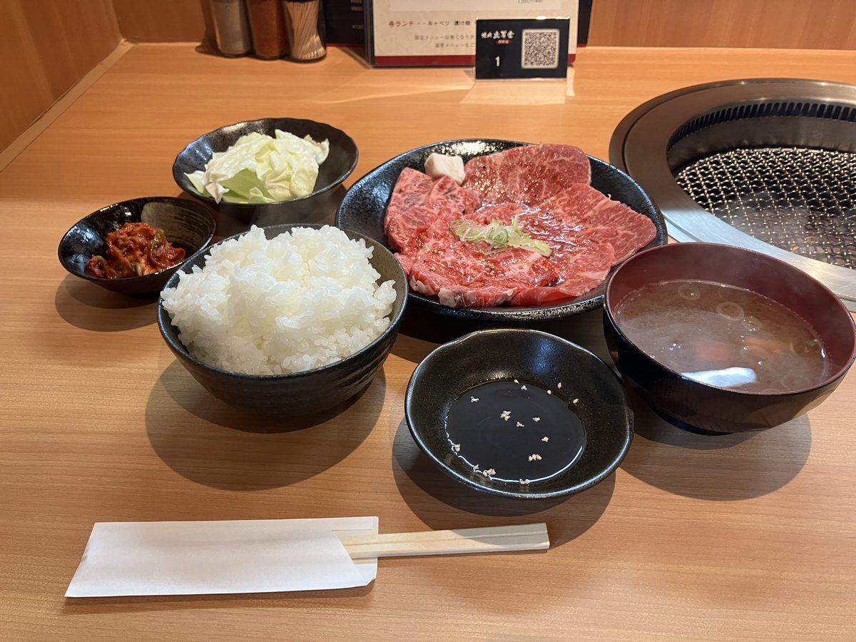 sweet202roze's tweet photo. 久しぶりに焼肉食べに行けた😂 https://t.co/K1Dnx5gwPR