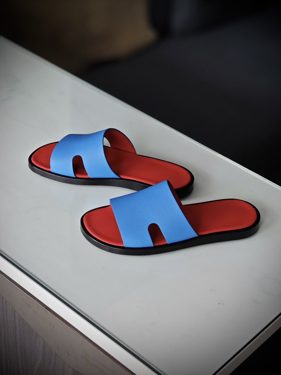ThePham_Craft's tweet photo. Sắc màu cá tính!
Nếu tặng bạn đôi dép thế này bạn có dám đi không?
#TPsandal #handmade by #ThePham https://t.co/JjYpFAADHC