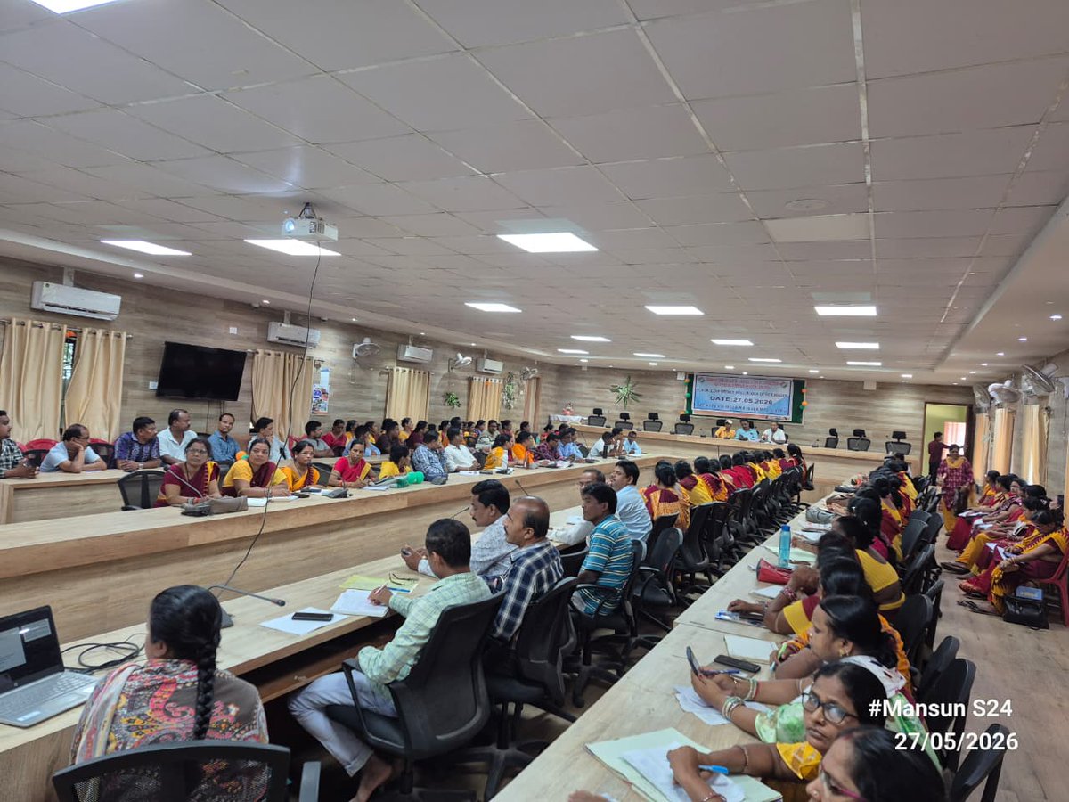 SubCollectorHdl's tweet photo. Training programme on Special Intensive Revision (SIR) is being conducted at Hindol Block under 56-Hindol (SC) Assembly Constituency. https://t.co/PeTlq9wPX0