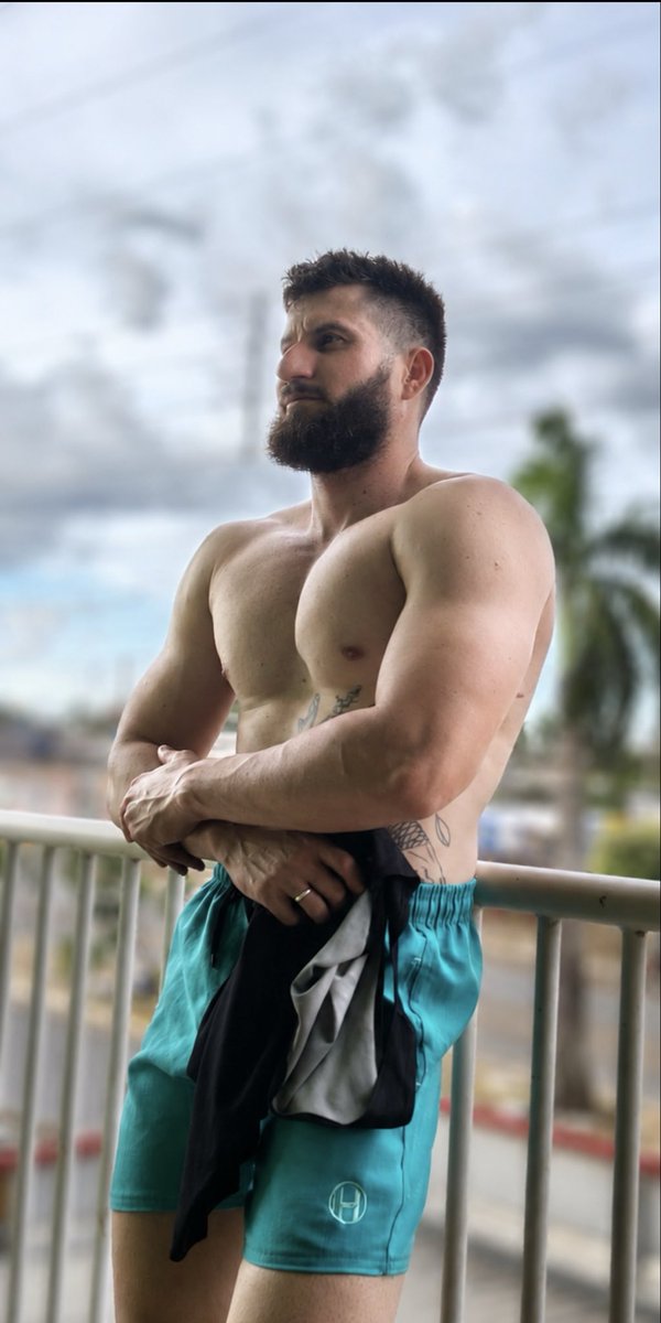 juniormborges's tweet photo. Link on bio
#hunk #brazilian #man #privacy #hot https://t.co/Z4OYGV00sC