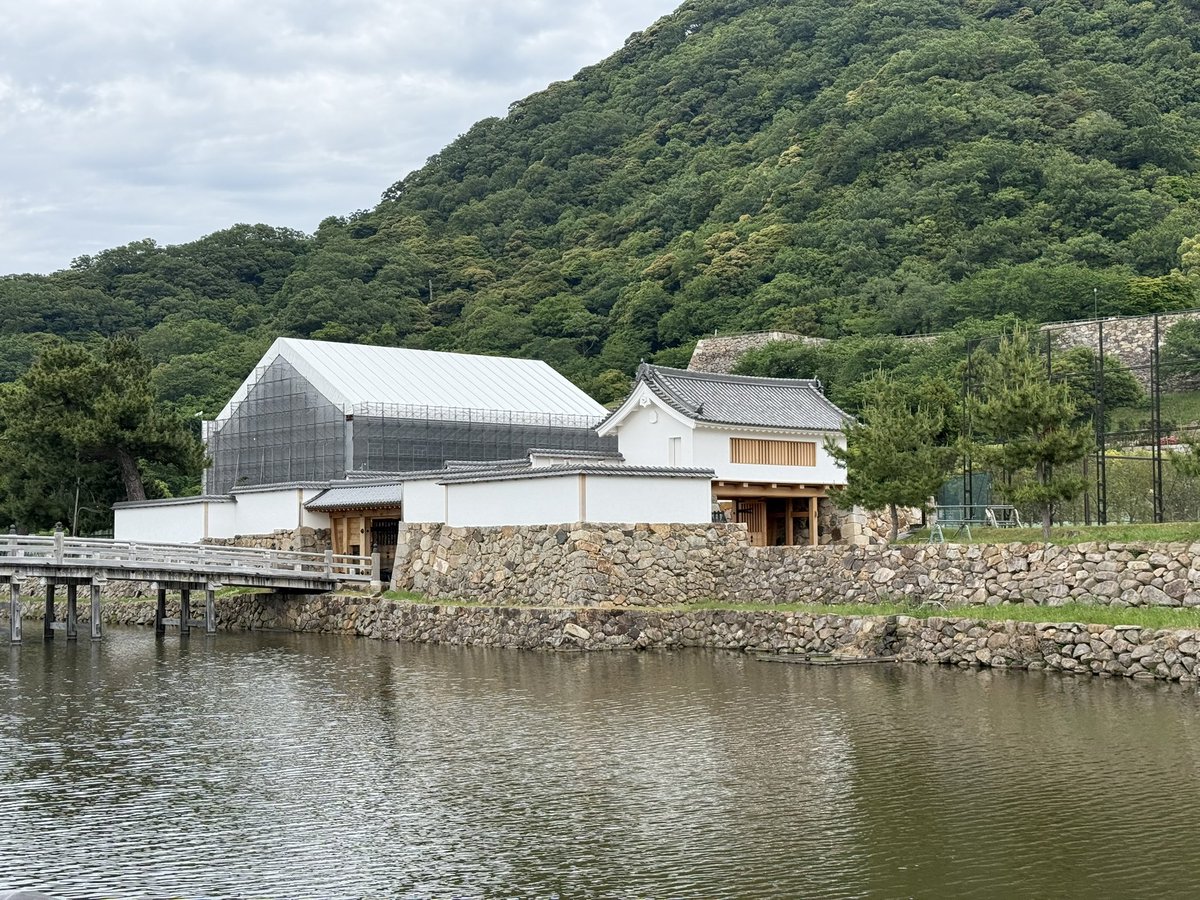 Re:鳥取城② ・中ノ御門 素晴らしい復元門でした。 まだ色合いが新しい