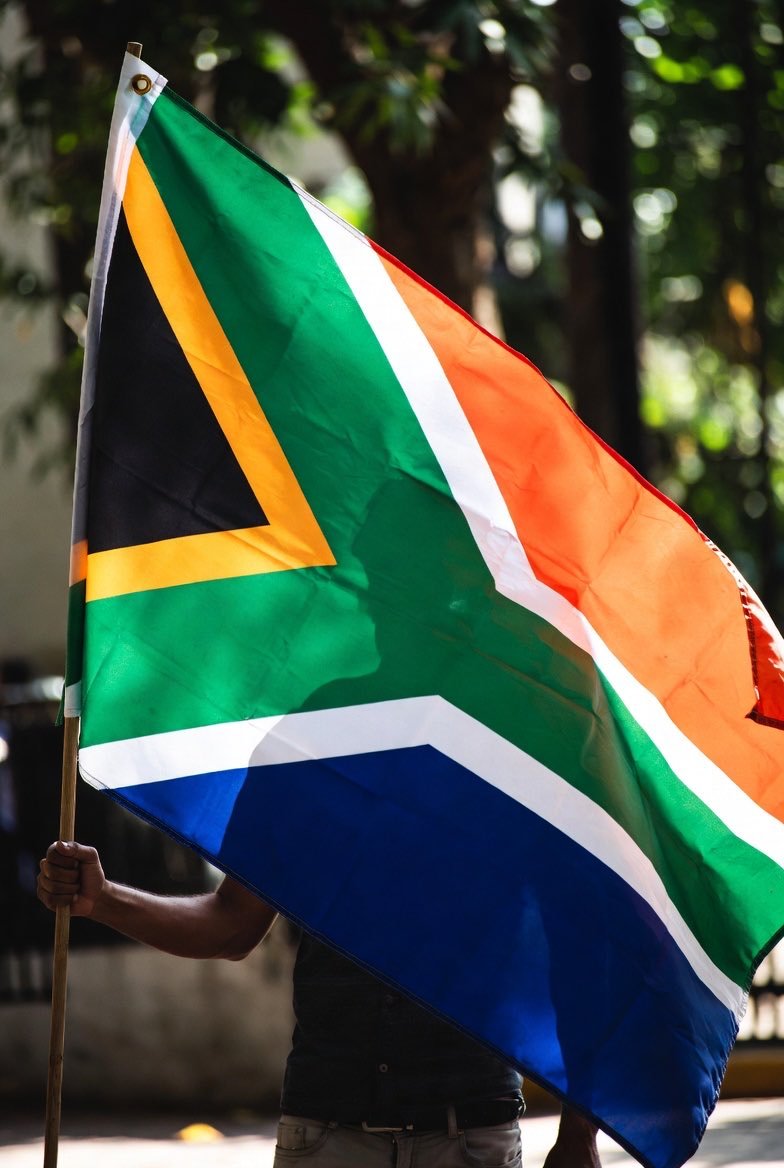 vuyo_ro's tweet photo. As South Africans we must remain united, it is our only chance of survival. https://t.co/wTEYvrSAmN