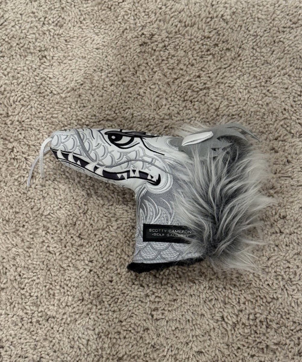 greenway_golf's tweet photo. Rare Brand New Scotty Cameron Gallery Exclusive 2025 White Dragon Head Cover. $300 https://t.co/cu3mdgX0Jc